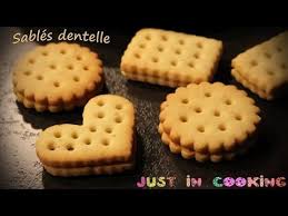 Recette De Sables Dentelle Au Chocolat Caramel Youtube Recette Sable Sables Biscuit De Noel