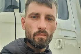 Alarm clocks and footy boost attendance at outback schools, principals say 