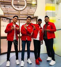Haziq putera is a popular malaysian artist/band, better known with the songs: Haziq Tinggalkan Putera Band Minta Maaf Kepada Peminat Video Mstar