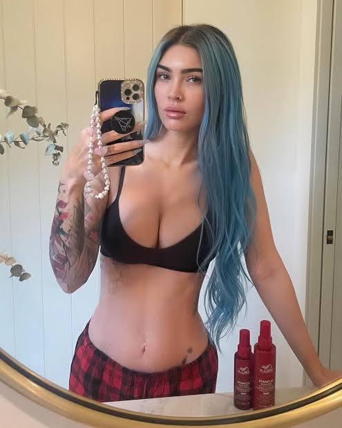 Megan Fox Taking a Selfie in a Mirror 04-17-2024 • CelebMafia