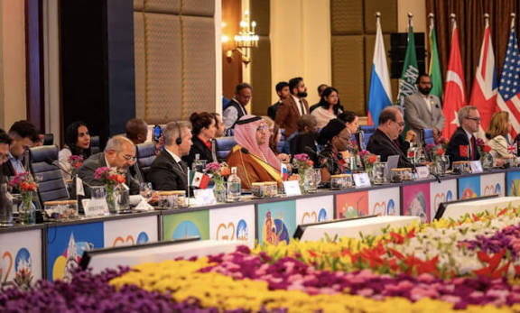PARIS: The Ministry of Culture announced the establishment of a Saudi cultural center in Paris on the sidelines of the visit of Crown Prince Mohammed bin Salman to the France. The center