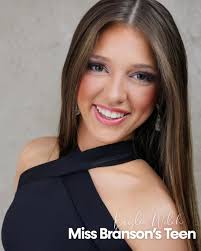 Can you believe it's been 30 years since Sherry Traylor was crowned  #MissMissouri? #maomo #flashbackfriday #fbf