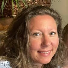 Leann Eden's Instagram, Twitter & Facebook