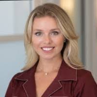 Danielle Giraud's Instagram, Twitter & Facebook