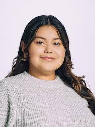 Karen Sanchez's Instagram, Twitter & Facebook