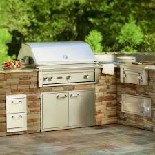 appliances every outdoor kitchen should