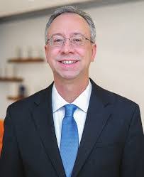 Brad Devos's Instagram, Twitter & Facebook