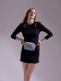 La nostra selezione di abiti eleganti da cerimonia spazia tra tanti modelli per. Motivi Abbigliamento Donna Nuova Collezione Primavera Estate 2021 Consigli Per Tutti