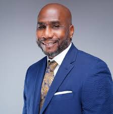 Abe Elam's Instagram, Twitter & Facebook