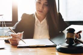 Someone who commits a crime: Criminal Psychology Exploring A Career In Criminal Justice