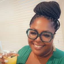 Qiana Harrell's Instagram, Twitter & Facebook