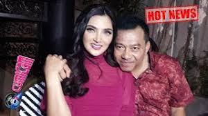 Ia merupakan anggota dewan perwakilan rakyat republik indonesia dari fraksi partai amanat nasional yang menjabat sejak 2 oktober 2014. Percaya Diri Berambut Hijau Anang Mungkin Lagi Puber Kali