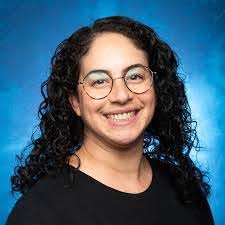 Rebecca Simons's Instagram, Twitter & Facebook