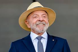 Lula quer fim de ‘jornada escrava’, enquanto Flávio Bolsonaro manobra para manter escala 6×1