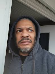 Good morning, guys. Hope you all have a wonderful day today. It's raining  over here, the water is rising in the creek behind my house. 🤷🏾‍♂️😎👋🏾❤️