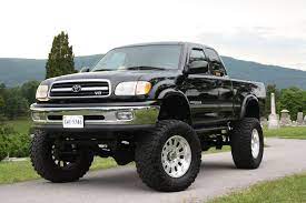 fs ft 2001 lifted toyota tundra 38s 60k miles f350 axles toyota tundra toyota tundra lifted toyota trucks