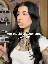 Every piercer EVER, we just love a good conch! #bodypiercing #curatedear  #jewellery #offyatree #piercingaftercare #goth #alternative  #alternativeuniverse #fyp #piercing #oyt #piercingtok #earstack