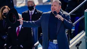 Country music on tour provides tour schedules and concert information for live performances featuring garth brooks. I6vr32svl2yotm