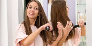 I capelli dopo il parto tendono a cadere in modo anche piuttosto copioso: Caduta Dei Capelli Dopo Il Parto Prodotti E Rimedi Gravidanzaonline