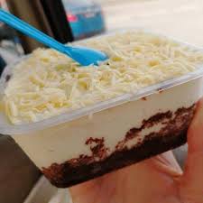 Beat 1/4 cup sugar, 1 egg, and 1/4 teaspoon vanilla extract into cream cheese until very well blended and only small lumps. Resipi Buat Kek Coklat Velvet Horlick Moist Yang Sedap Kemain