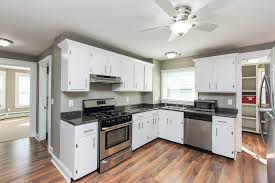 Located at 100 cummings center, suite 108d, beverly, ma 01915. Kitchen Unit 1 496 Cabot Street Beverly Ma John Cindy Farrell Coldwell Banker Boston North Real Estate