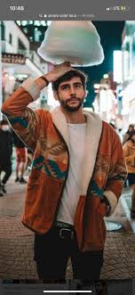 Empezó su carrera musical como parte de la. This Jacket Worn By Alvaro Soler In The Loca Music Video I Ve Been Looking For Almost A Year Please Please Help Findfashion