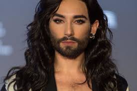 Conchita Wurst (Thomas Neuwirth): Taiteilijan elämäkerta