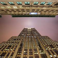 Trivia: Take a quick guess—how tall is the Empire State Building from base  to antenna tip? A) 800-1,000 feet B) 1,000-1,200 feet C) 1,200-1,400 feet  D) 1,400-1,600 feet Photo by Matt C. (