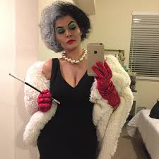 Provide the lowest price, friendly customer service and fast shipping. 101 Dalmatians S Cruella Deville Costume Cruelladeville Costume By Catabalzano For Halloween Costumes For Women Halloween Outfits Cruella Deville Costume