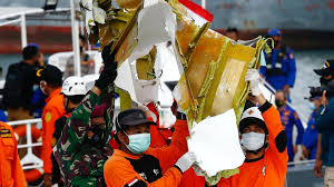 Indonesian divers on monday were still searching for the black boxes of a crashed jet that nosedived into the java sea on saturday with 62 people on board. Goz6cn3q Axmem