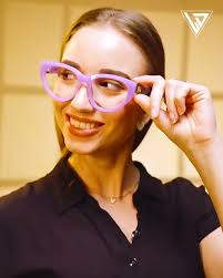 Laurel Dale (@laureldaleeyewear) • Instagram photos and videos