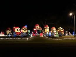Experience magic of lights from the comfort and safety of your own car as you wind through the sparkling path of daytona's favorite holiday tradition. Great Holiday Light Displays In Volusia County Volusia County Moms