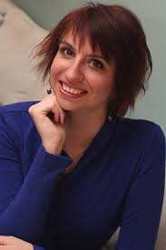 Victoria Davies's Instagram, Twitter & Facebook