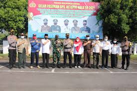 Agaknya, surya 12 kemasan coklat tua mampu menjawab permasalahan yang sekiranya dihadapi oleh masyarakat indonesia secara umum, yakni rokok yang memiliki kualitas yang sama dengan produk yang sudah dijual sebelumnya namun dengan semacam simbol yang menyiratkan produk ini. Jelang Idul Fitri Polres Dan Tni Bengkulu Tengah Kerahkan 170 Personel Gabungan Untuk Pengamanan Bengkulu Siberindo Co