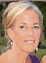 Tracey Farrell's Instagram, Twitter & Facebook