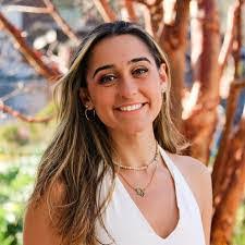 Kathleen Testa's Instagram, Twitter & Facebook