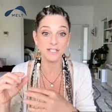 Combining MELT with Sound Healing can have the outcome of deep relaxation  that is perfect before bed! Join Sue Hitzmann and Sound Healer Lloyd Leary  for this powerful relaxing session. Enjoy it