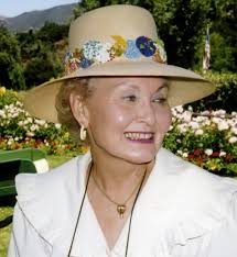 Maggie Downer's Instagram, Twitter & Facebook