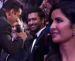 Throwback Video: When Salman Khan Sung 'Tu Hi Tu'Katrina Kaif, Vicky  Kaushal Smiled | HerZindagi
