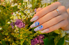 Slubny Manicure 2019 Modne Stylizacje Paznokci Dla Panny Mlodej