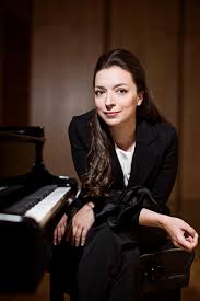 Yulianna Avdeeva - LIU KOTOW International Management & Promotion