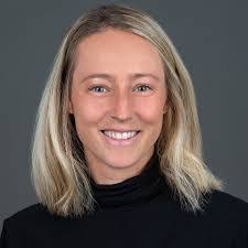 Caitlin Starr's Instagram, Twitter & Facebook