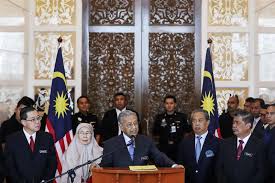 Malaysia's new finance minister lim guan eng on thursday gave a breakdown of government debt and liabilities exceeding 1 trillion ringgit ($251 billion), a figure that's fueled market worries. Malaysia Government Sets Up Fund For Public Donations To Help Reduce National Debt Se Asia News Top Stories The Straits Times