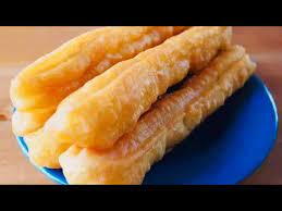 175gr palmia margarin 50gr palmia royal gula halus kuning telur terigu pro sedang tepung maizenna santan bubukkrimersusu bubuk susu kental manis tape singkong. Resepi Cakoi Lembut Gebu Gebas Youtube