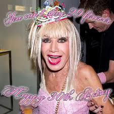 Happy birthday to the queen herself! 💝🍰🎉