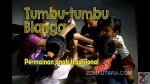 Sebagai masyarakat, kita haruslah mempelihara permainan tradisional kerana banyak manfaatnya: Video Permainan Anak Tradisional Tumbu Tumbu Blanga