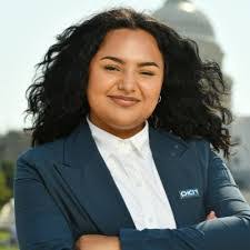 Ingrid Romero's Instagram, Twitter & Facebook