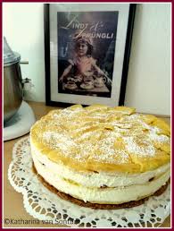 Karins Flocken Sahne Torte Flockensahnetorte Flocken Sahne Torte Mit Murbeteigboden Preiselbeertorte Floc Kuchen Ohne Backen Lebensmittel Essen Backrezepte