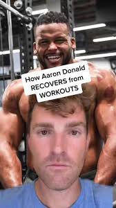 How Do Aaron Donald Have Abs at 284