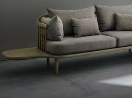 Ich habe eine weinrote couch mit muster (siehe bild!) diese couch kommt jetzt in ein zimmer wo ein weinroter teppich drin ist der eigentlich auch drin bleiben soll. Farbenlehre Tipps Fur Die Gestaltung Mit Farbe Bauemotion De